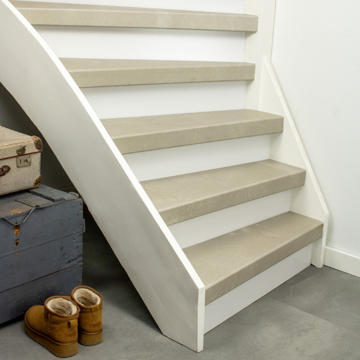 Traprenovatie PVC Cement Etna Opaal