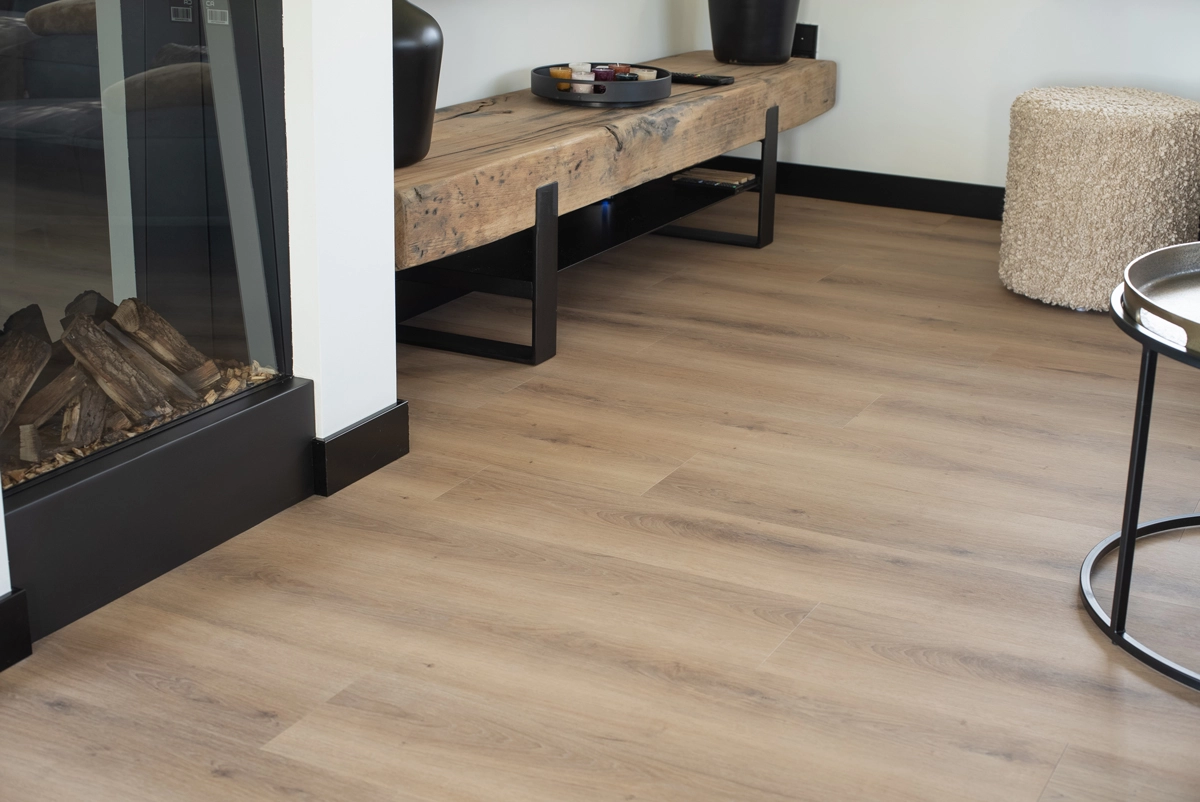 Floer Dorpen PVC Langelo Landelijk Eiken interieur 1.webp