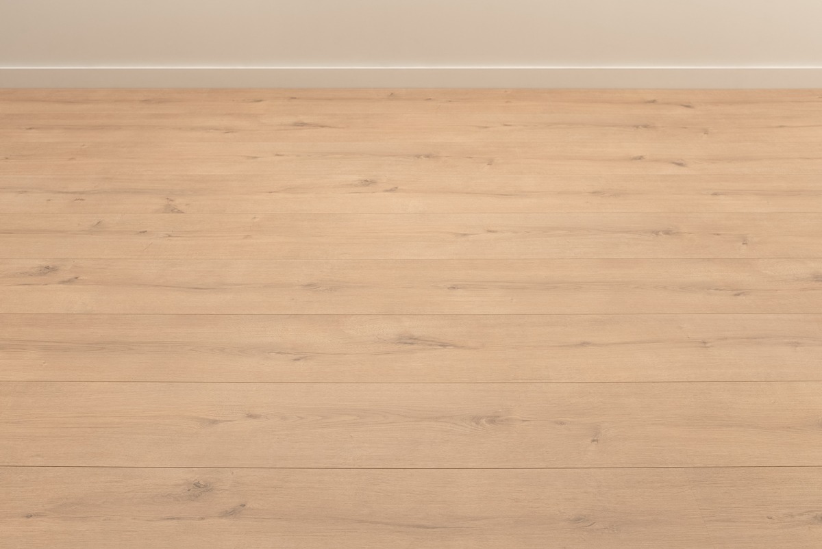 Floer Landhuis Laminaat Robuust Pure Eik front.jpg