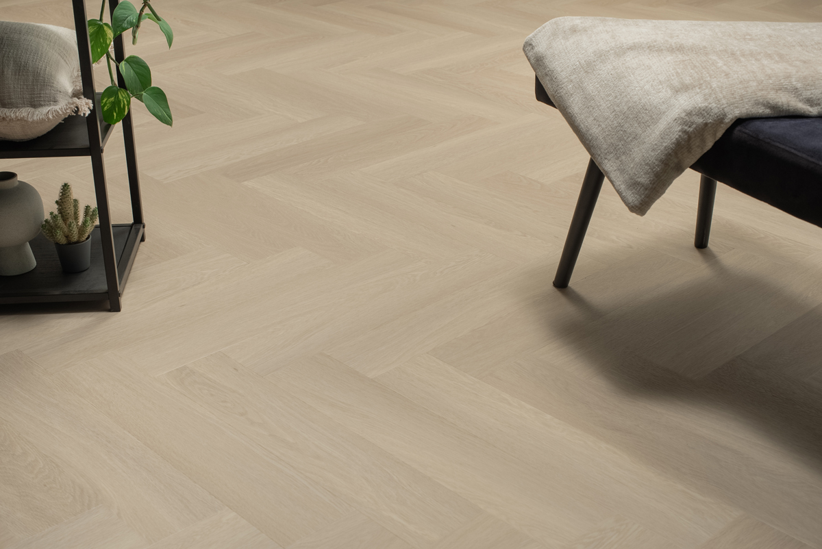 Floer Visgraat Click PVC vloer Beige Eiken sfeer side.webp