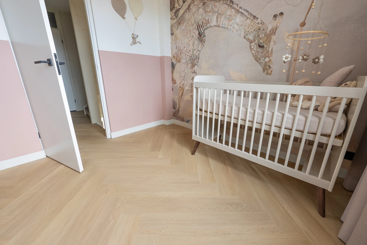 Floer Walvisgraat PVC Noordkaper Natuur interieur woonkamer 3.webp